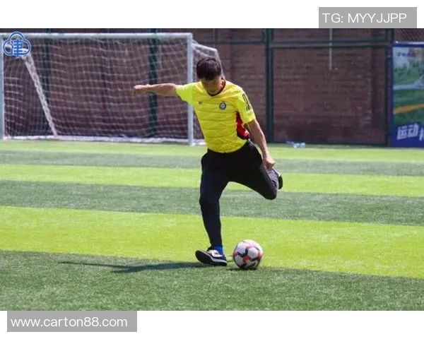 曼字闪耀绿茵场足球明星们的传奇故事与精彩瞬间